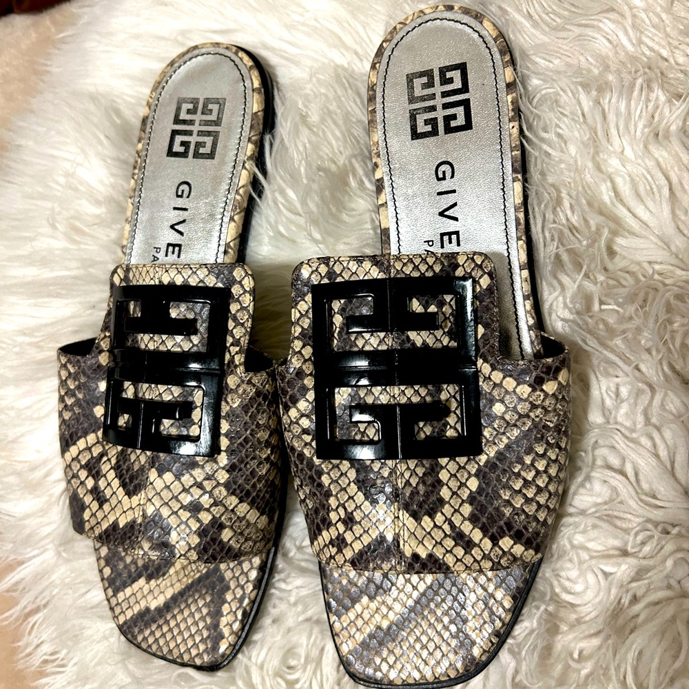 Givenchy 4g logo mules